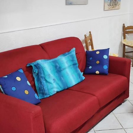 Milicia Apartment Mandra Capreria Eksteriør billede